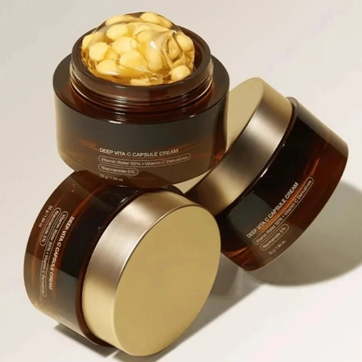 Látható ragyogás és hidratált bőr a C kapszuláknak köszönhetően