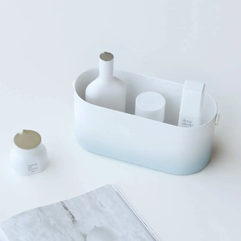 Perfekt skønhed med LED-spejl og integreret opbevaring 